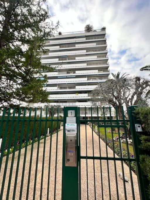 Cannes Panorama - Piscine, Vue Mer, Parking, Clim Apartment Exterior photo